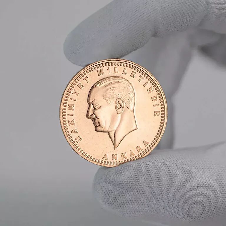 Cumhuriyet Ata 5’li Lira Darphane (Eski Tarihli)